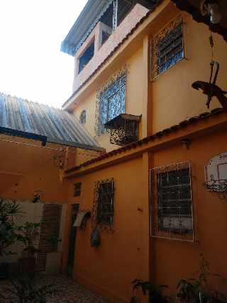 Foto 1 - Casa  grande -triplex